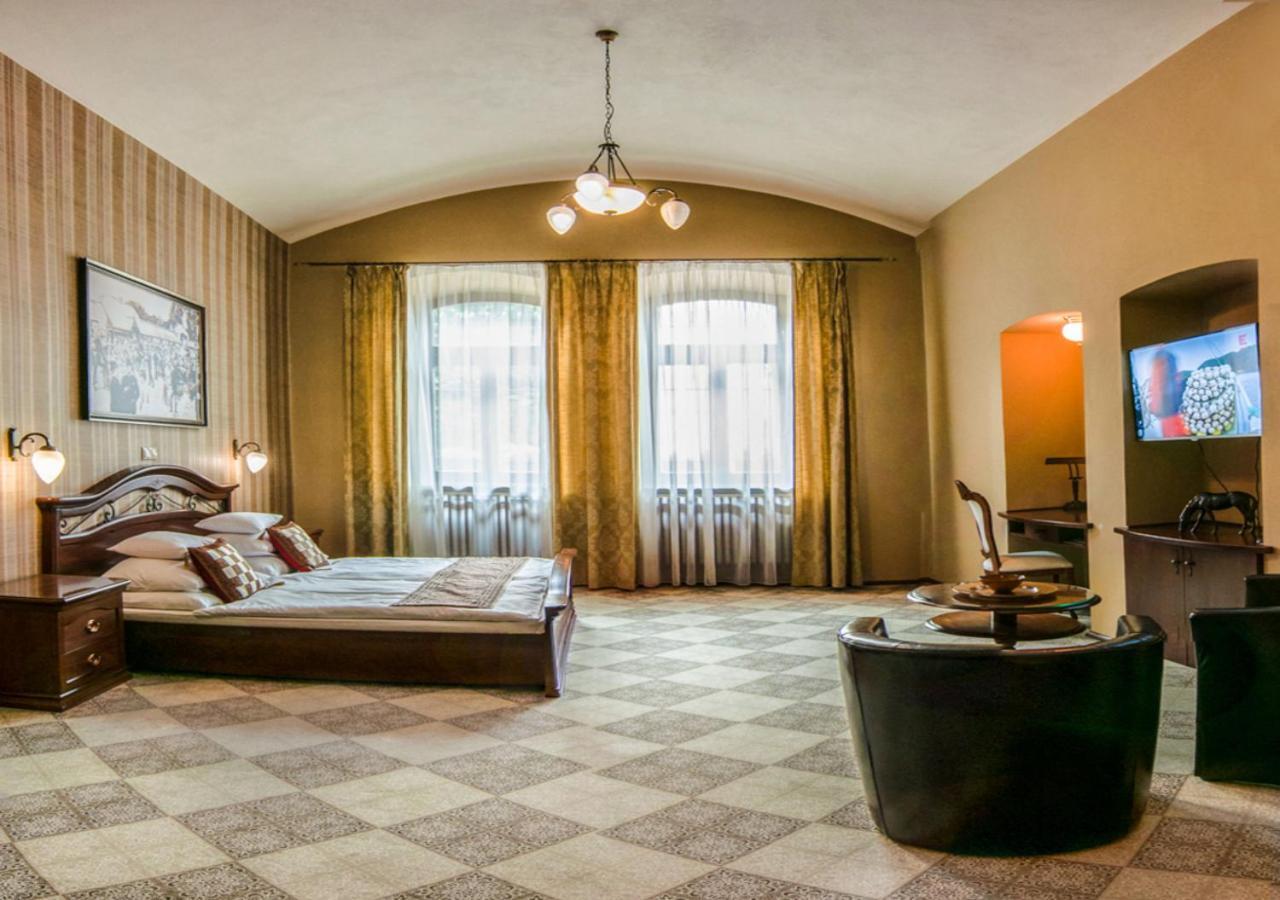 Pension Horse Inn Koszyce Zewnętrze zdjęcie