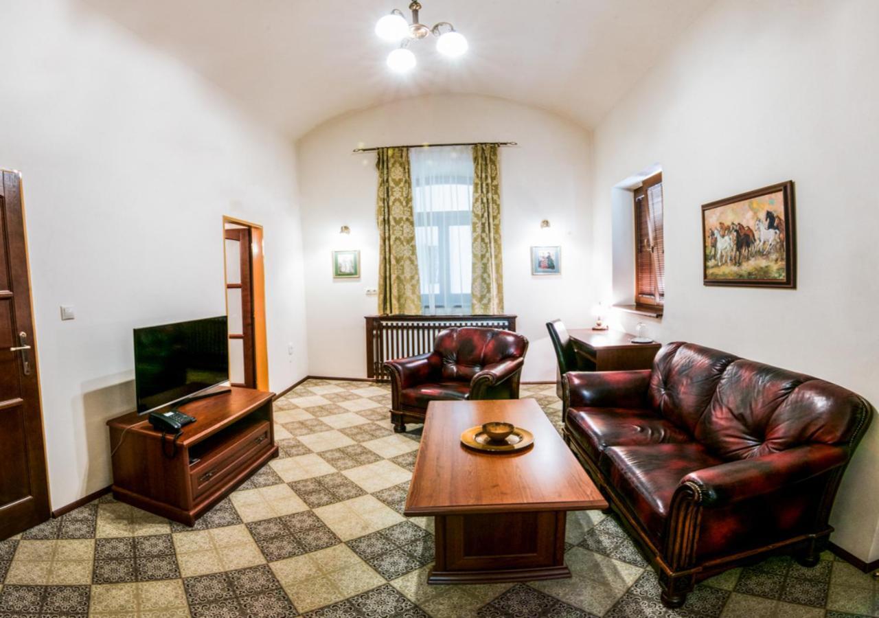Pension Horse Inn Koszyce Zewnętrze zdjęcie