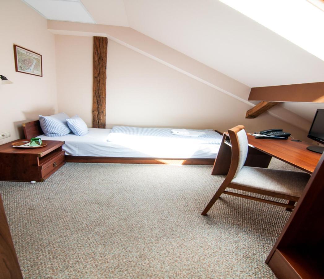 Pension Horse Inn Koszyce Zewnętrze zdjęcie